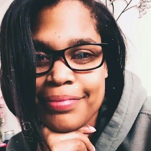 Meet your Posher, Desirae